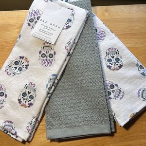 NWT Rae Dunn Set of 3 Day of the Dead Kitchen Towels